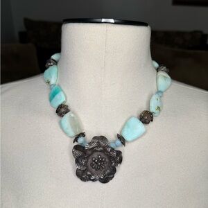 Vintage blue with flower necklace